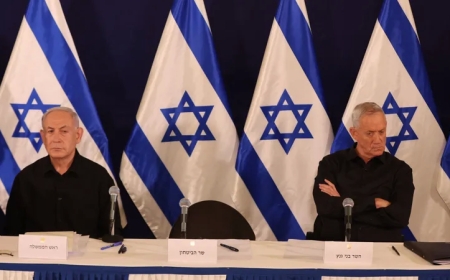 غانتس يدرس العودة إلى حكومة نتنياهو لدعم "صفقة غزة"