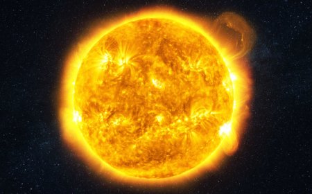 علماء فلك يحذرون من توهجات شمسية قوية الأيام المقبلة