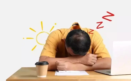 أسباب النعاس أثناء النهار.. ما علاقته بالتغذية؟