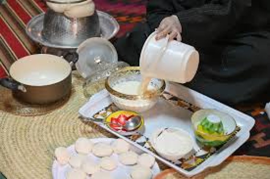 صناعة الألبان التقليدية في الحدود الشمالية.. موروث أصيل تتناقله الأجيال في السعودية