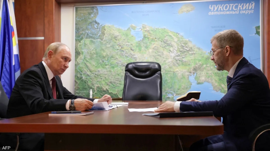 ينتظر الرد.. تقرير يكشف "عرض" بوتين على ترامب بشأن وقف الحرب