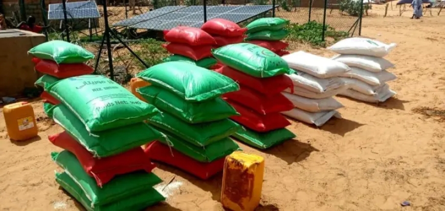 مفوضية الأمن الغذائي توزع مساعدات غذائية على متضرري الأمطار