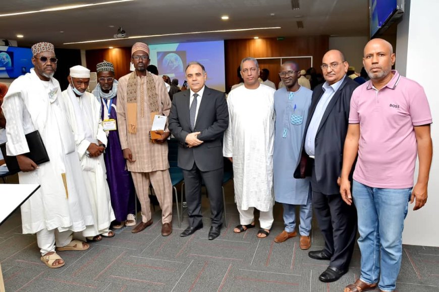 مؤسسة رسالة السلام تنظم ندوة جماهيرية في داكار حول الزكاة.. وإنتساب مئات السنغاليين  للمؤسسة على هامش الندوة