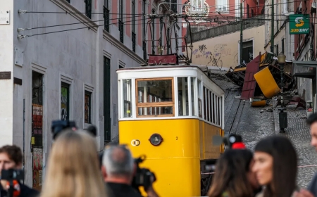 مقتل 17 في حادث مأساوي لـ"الترام الشهير" في البرتغال