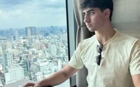 شاب يجمع 1.4 مليون دولار شهريًا من الذكاء الاصطناعي