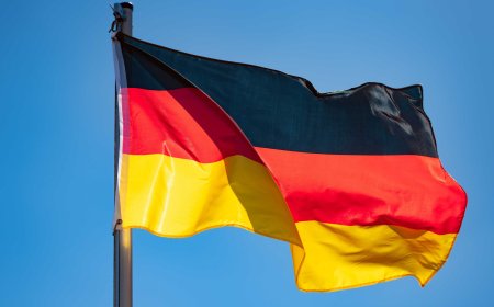 ألمانيا تسجل أول تراجع في عدد اللاجئين منذ 2011