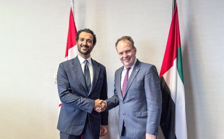الإمارات وكندا تناقشان تعزيز التعاون في قطاعات الطيران والنقل واللوجستيات