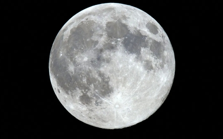 ناسا تخطط لبناء قرية على سطح القمر بحلول سنة 2035