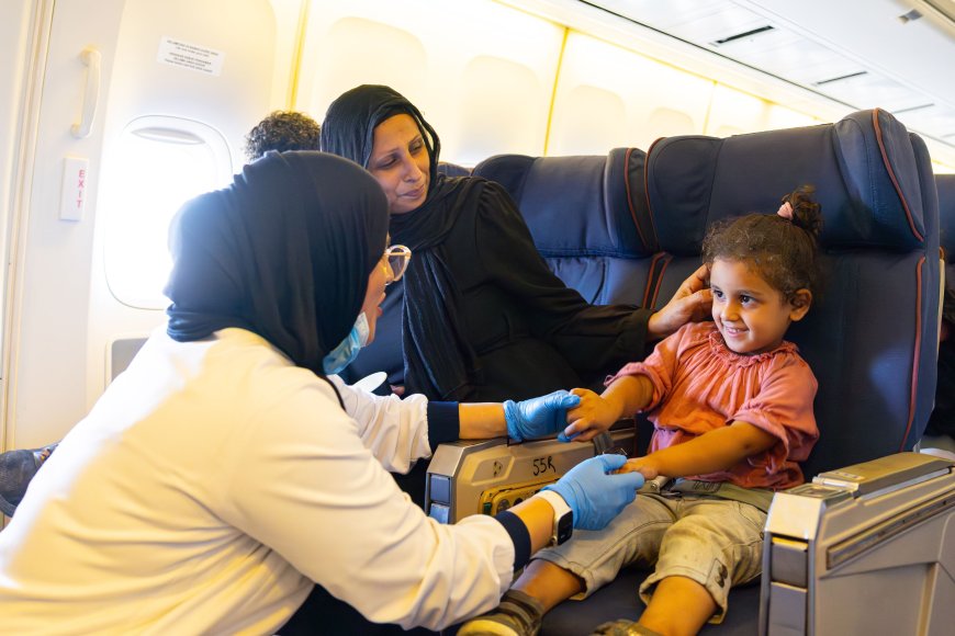 تنفيذاً لتوجيهات رئيس الدولة.. الإمارات تنفذ إخلاءً طبياً عاجلاً لـ 119 مريضاً ومصاباً من قطاع غزة برفقة ذويهم