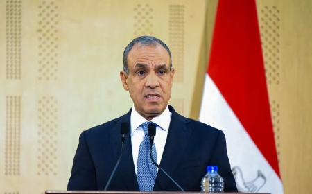 مصر: نحاول إقناع حماس بقبول خطة ترامب
