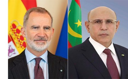 رئيس الجمهورية يهنئ ملك اسبانيا بمناسبة العيد الوطني لبلاده
