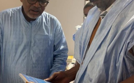 إشادة دولية بفكر «رسالة السلام».. وزير الثقافة الموريتاني يثني على كتاب «الطلاق يهدد أمن المجتمع» في معرض نواكشوط الدولي للكتاب