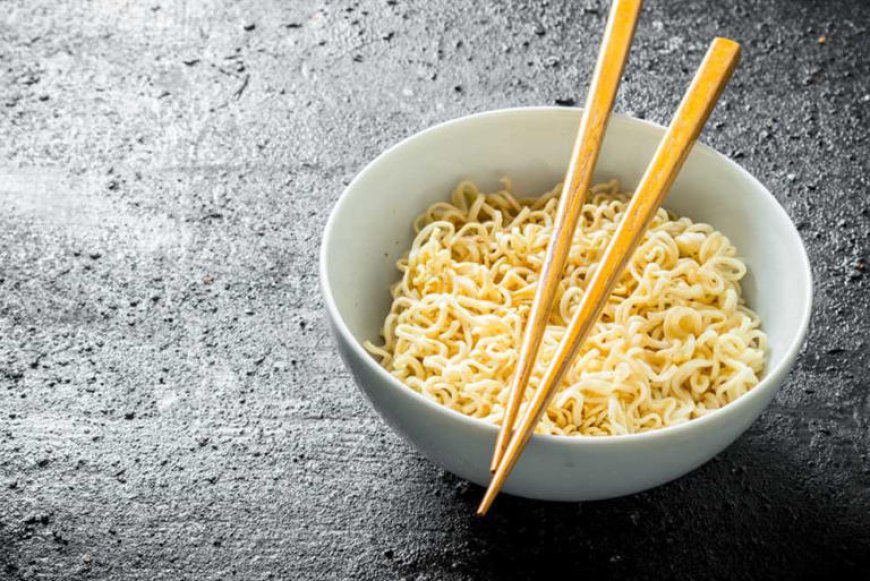 لماذا تسبب الوفاة؟ أبرز أضرار الشعرية سريعة التحضير «النودلز»