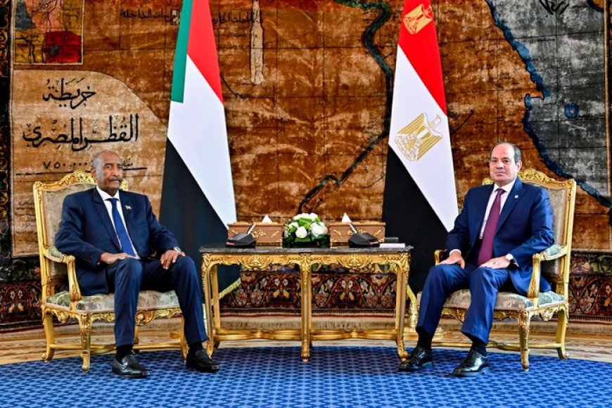 السيسي والبرهان يبحثان تطورات الأوضاع في السودان وملف مياه النيل