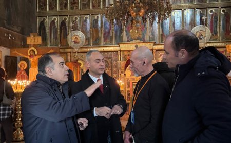 وفد مؤسسة رسالة السلام يناقش أفكار "الشرفاء الحمادي" داخل كاتدرائية القديس باسيليوس بموسكو