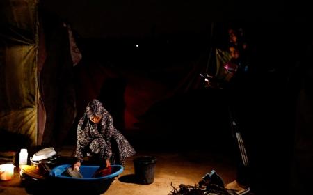 رغم وقف إطلاق النار.. سكان قطاع غزة محرومون من الكهرباء