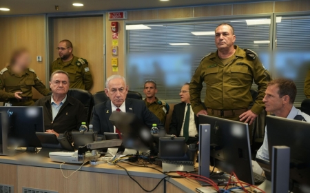 الخلاف يتأجج داخل الجيش الإسرائيلي.. ونتنياهو يتدخل لوقف التصعيد