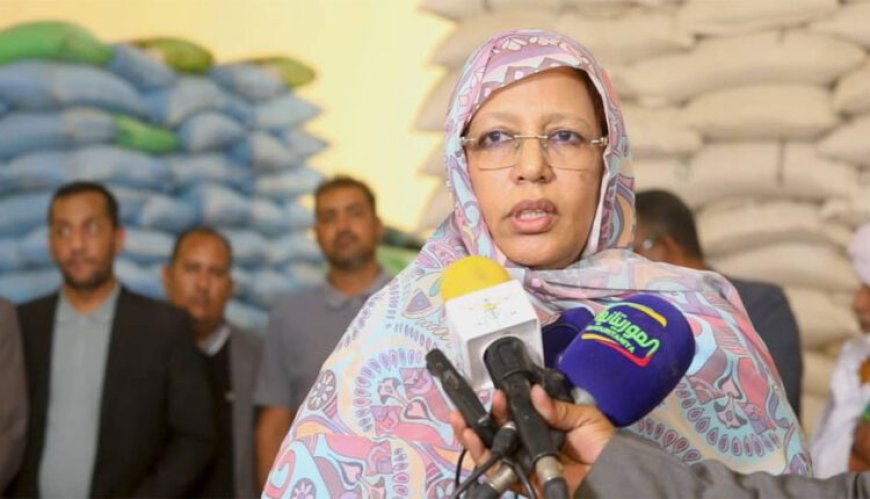 مفوضة الأمن الغذائي تدشن مخزنا جديدا للمفوضية في جگني