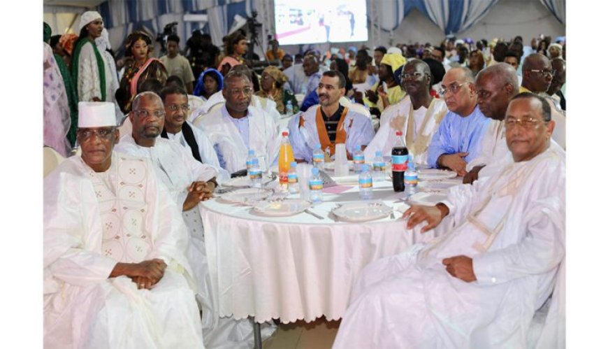 وزير الثقافة يترأس احتفالية بمرور 40 عاما على عطاء الفنان الموريتاني السنغالي بابا مال