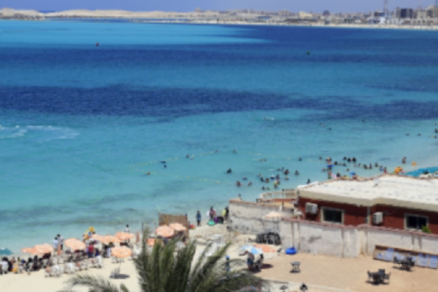 مصر وقطر توقعان اتفاقية لتطوير مشروع ضخم بالساحل الشمالي