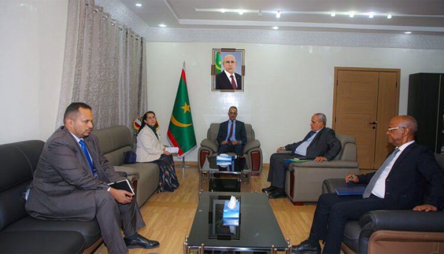 وزير الصيد يبحث مع السفيرة الإيطالية سبل تعزيز التعاون نواكشوط
