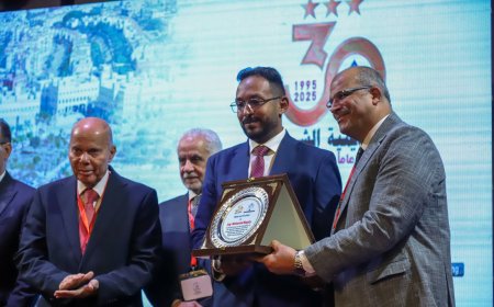 أكاديمية الشروق تكرم المهندس محمد مجدي في مؤتمرها الدولي الثالث حول تطبيقات الهندسة الذكية
