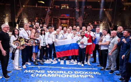 روسيا تتصدر جدول ميداليات بطولة العالم للملاكمة للنخبة