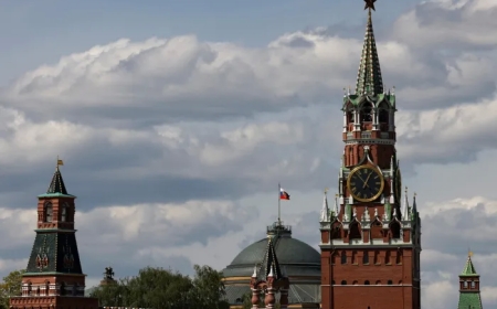 الكرملين ينفي التحضير لاجتماع ثلاثي بين واشنطن وموسكو وكييف