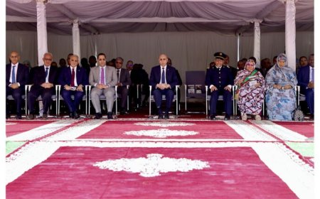 رئيس الجمهورية يشرف على تدشين ووضع حجر الأساس لعدد من المنشآت والمباني الإدارية والقضائية والرياضية