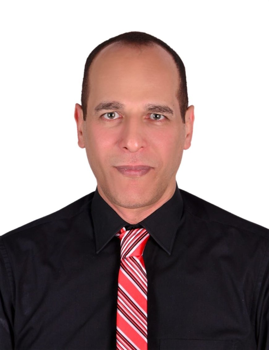 أسامة إبراهيم يكتب.. المفكر العربي على الشرفاء  يفند أكاذيب الجماعات الإرهابية  ويطالب بالعودة   إلى الخطاب الالهى 