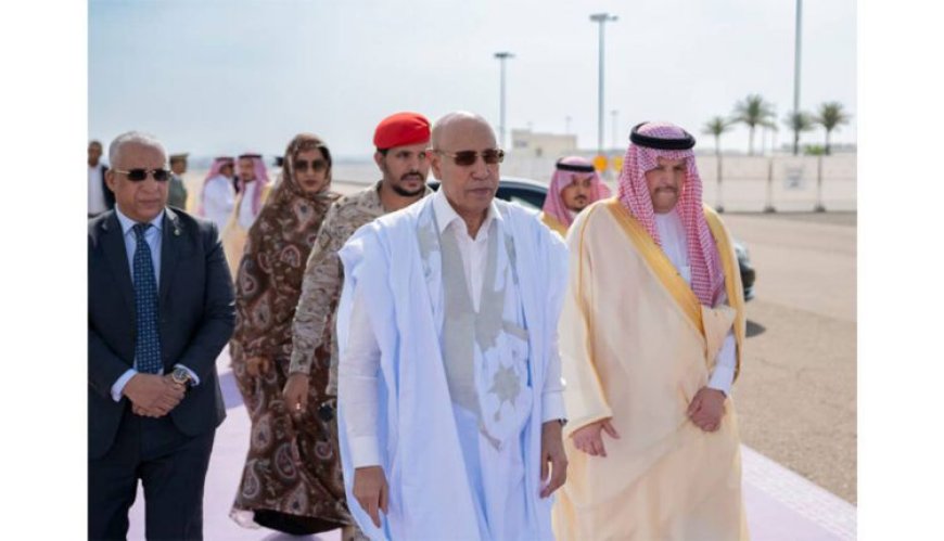 رئيس الجمهورية يتوجه إلى نواكشوط بعد مشاركته في مراسم تنصيب الرئيس الإيفواري